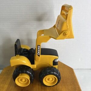 Tomy‎ John Deere Big Scoop Toy Construction Dump Loader Built Sandbox Tough